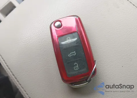 2016 Volkswagen Tiguan R-Line from USA, damaged, VIN WVGAV7AX5GW082255